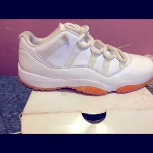 Air Jordan retro 11 Low